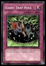 Giant Trap Hole Crossroads of Chaos CSOC-EN080 MP YuGiOh TCG | Buy 3 Get 5 Free