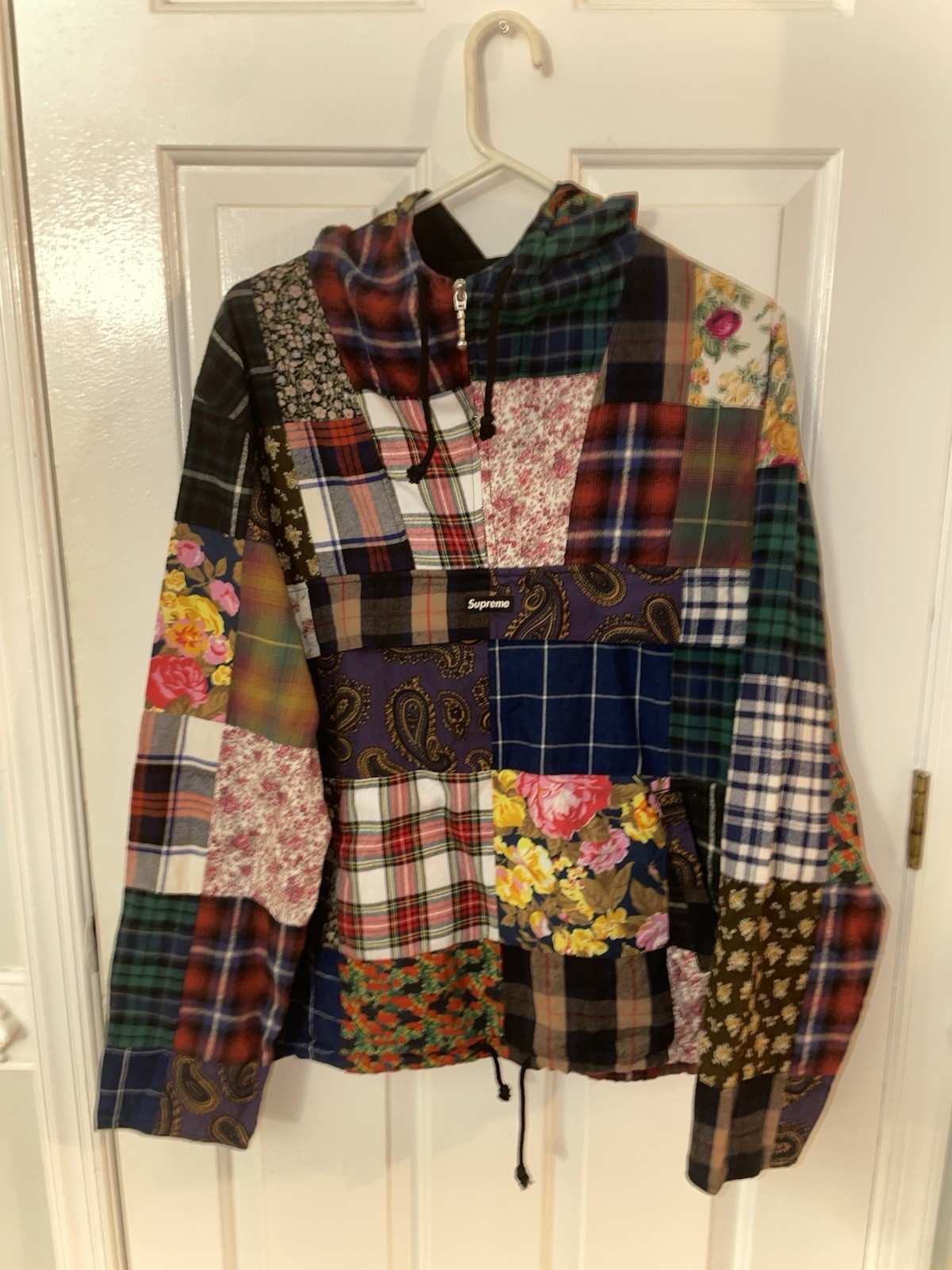 Size Large Supreme FW16 Patchwork Set Anorak & Sw… - image 4