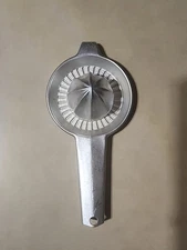 Vintage 1950s Foley Aluminum Citrus Juicer Handheld Lemon Orange Squeezer