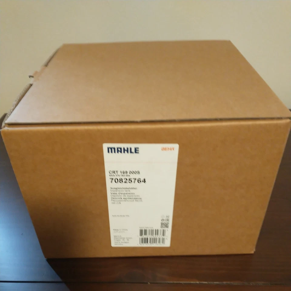 Depósito de refrigerante MAHLE CRT169000S (OEM 8K0121405N) para A4, A5, Q5, S4, S5, SQ5 Foto 4 de 4