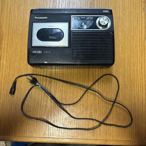 Panasonic RQ 516s AM/FM Radio Cassette Player Recorder Vintage Japan 70s 4 Parts