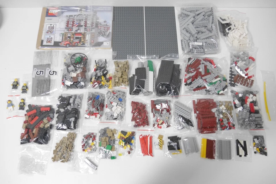 LEGO Modular Buildings 10197 Fire Brigade, Foto 1 von 5