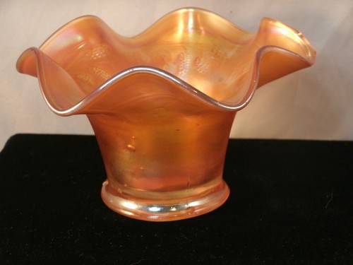 Vintage Fenton Blackberry Spray Marigold Carnival Hat Ruffled Edge Compote - Imagen 2 de 8