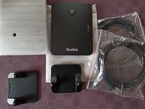 TEL020 2x Yealink W70B PoE DECT IP Base Station