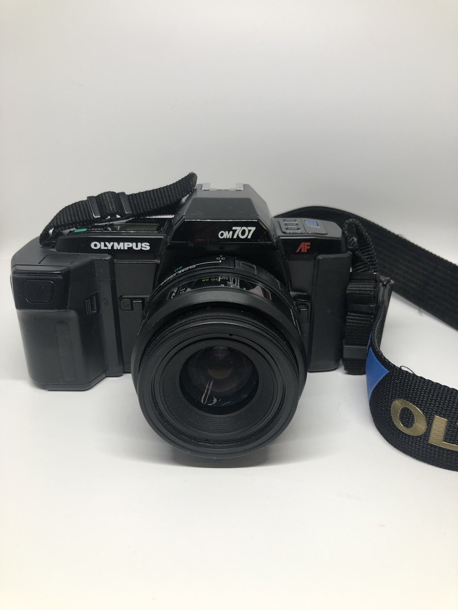 ジャンク Olympus OM707 1986 Olympus OM707 35mm Camera,& AF zoom 35-70mm RARE
