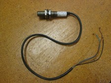 Allen Bradley 871C-N2A12 Ser A Inductive Proximity Sensor 2mm 10-30VDC Used