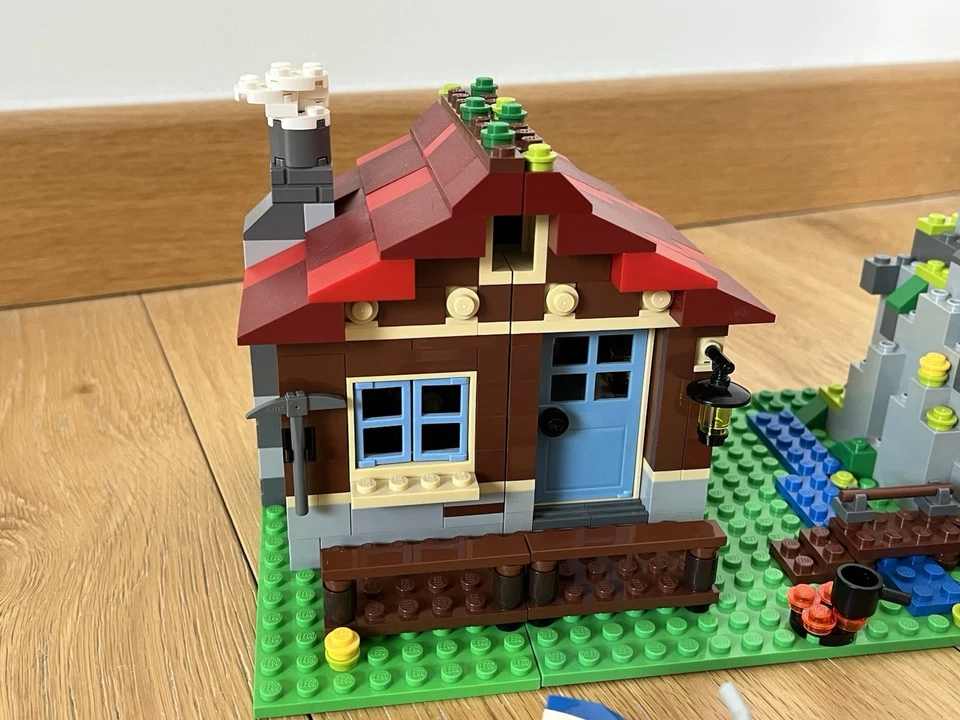 LEGO Creator 31025 Mountain Hut, photo 2 sur 5