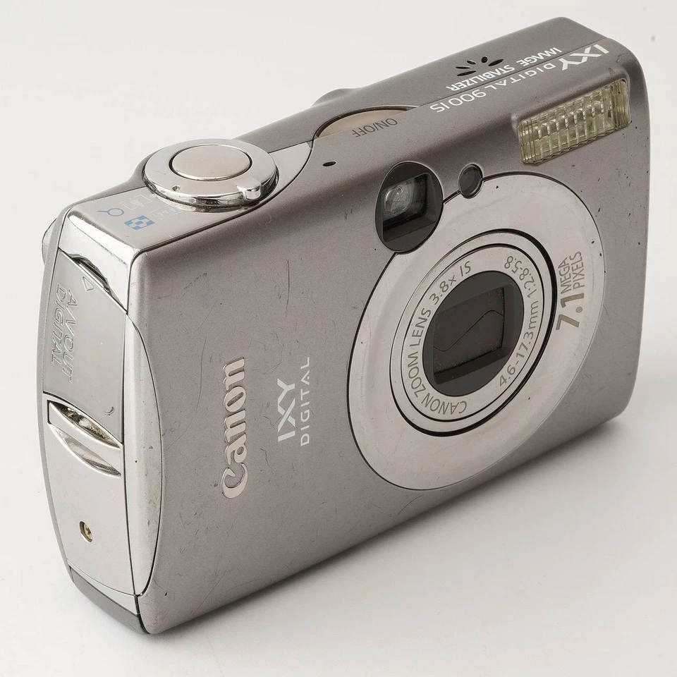 Canon IXY DIGITALE 900 IS Argento - Immagine 3 di 4