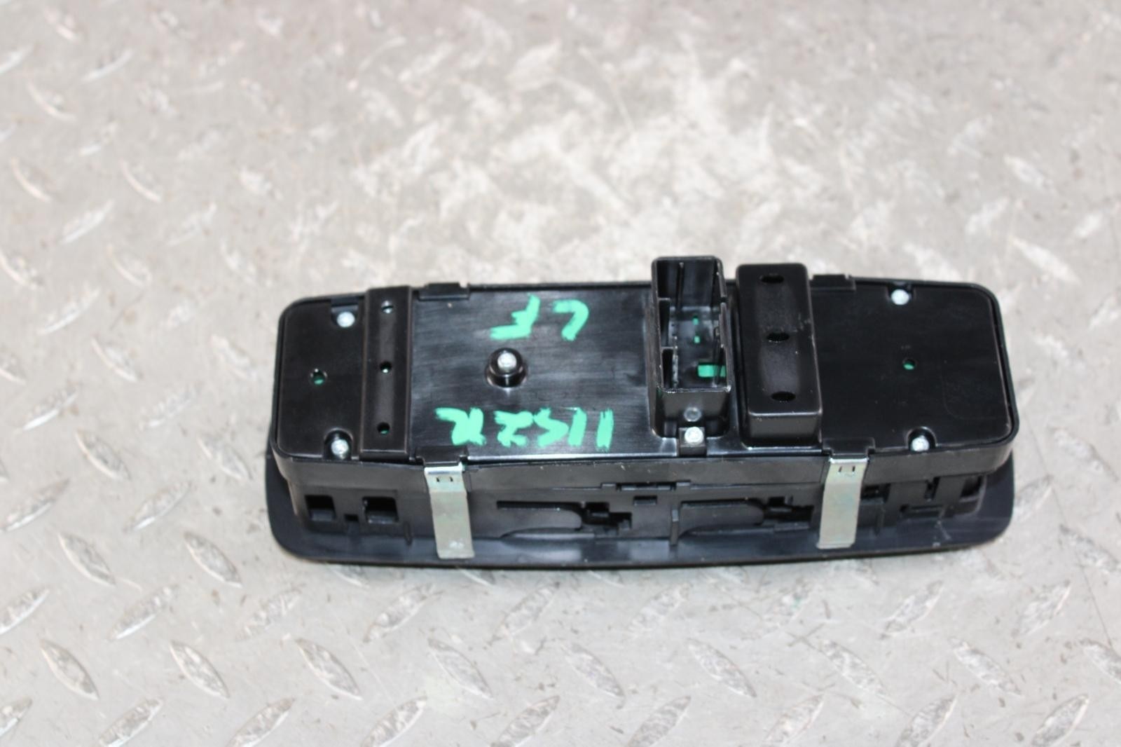 14-19 MASERATI GHIBLI Front Door Left LH Master Window Mirror Switch Control OEM