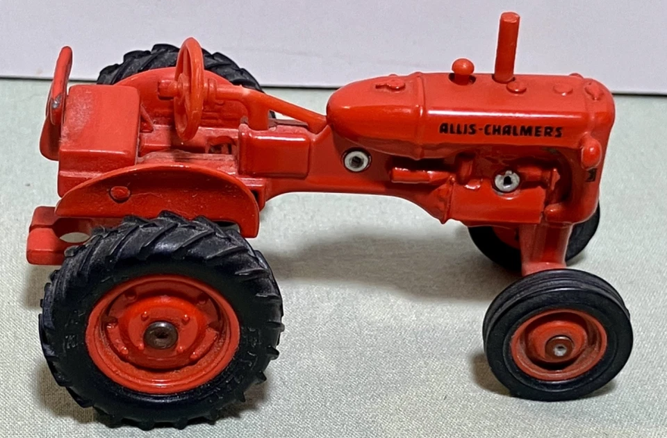 Allis Chalmers Model "C" Tractor With Roto Baler 1/43 Scale - Image 4 of 4