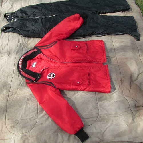 VTG BRIGHT RED ORIG RUPP SNOWMOBILE WINTER COAT W ORIG PATCHES & BLK BIBS - Picture 4 of 19