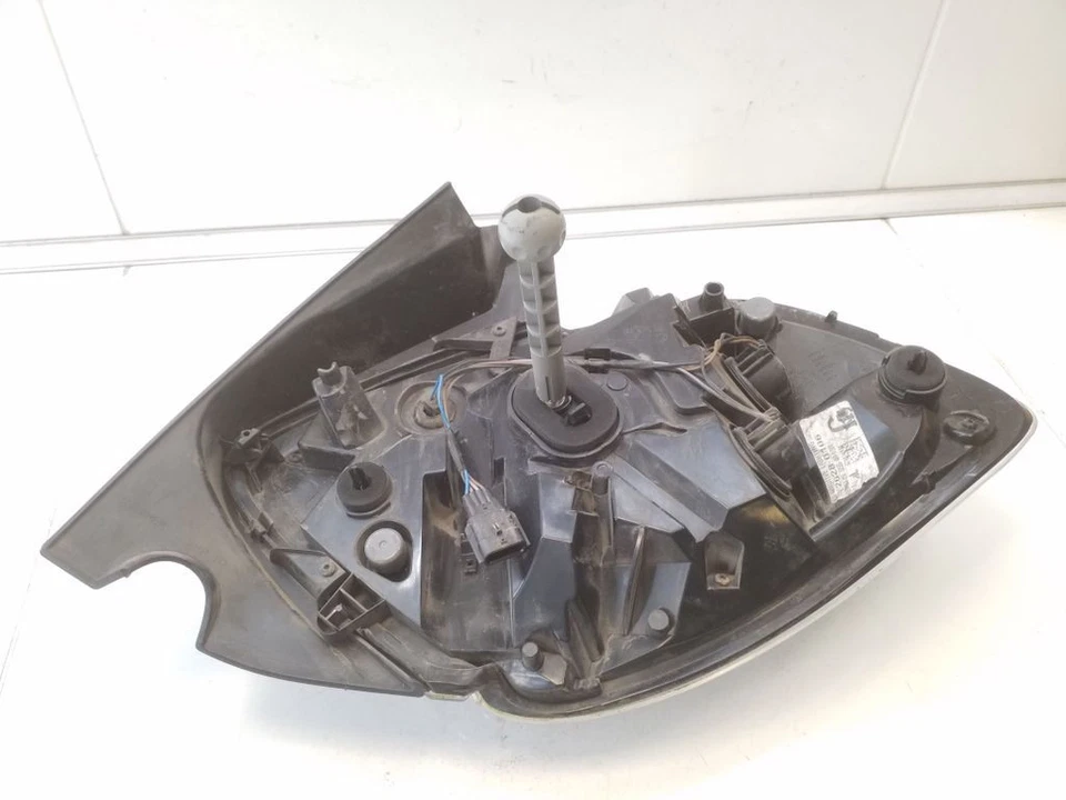 Piloto trasero izquierdo renault zoe 2020 26280106 bos120819 Foto 2 de 4