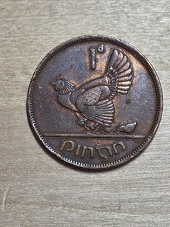 Ireland 1 Pingin (Penny) coin 1942. KM# 11 bronze. Hen with chicks. Harp.