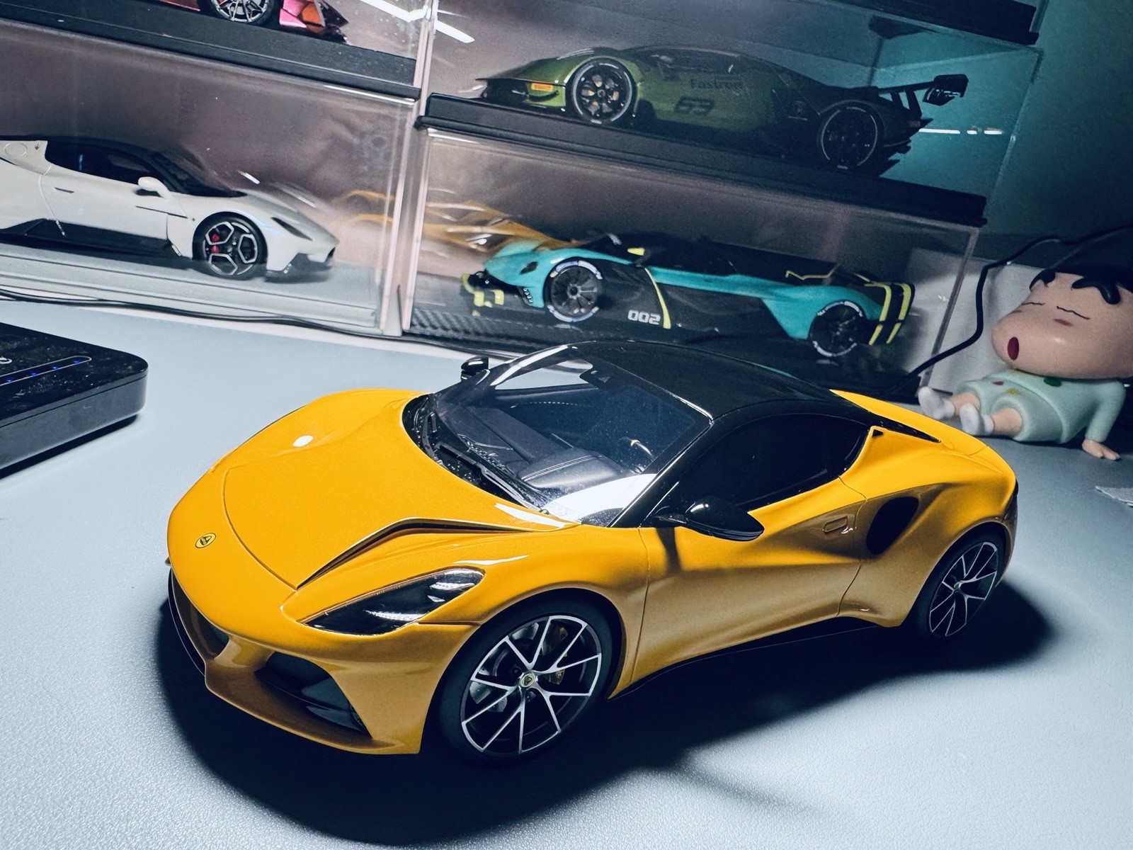 Lotus emira de velocidad máxima 1/18