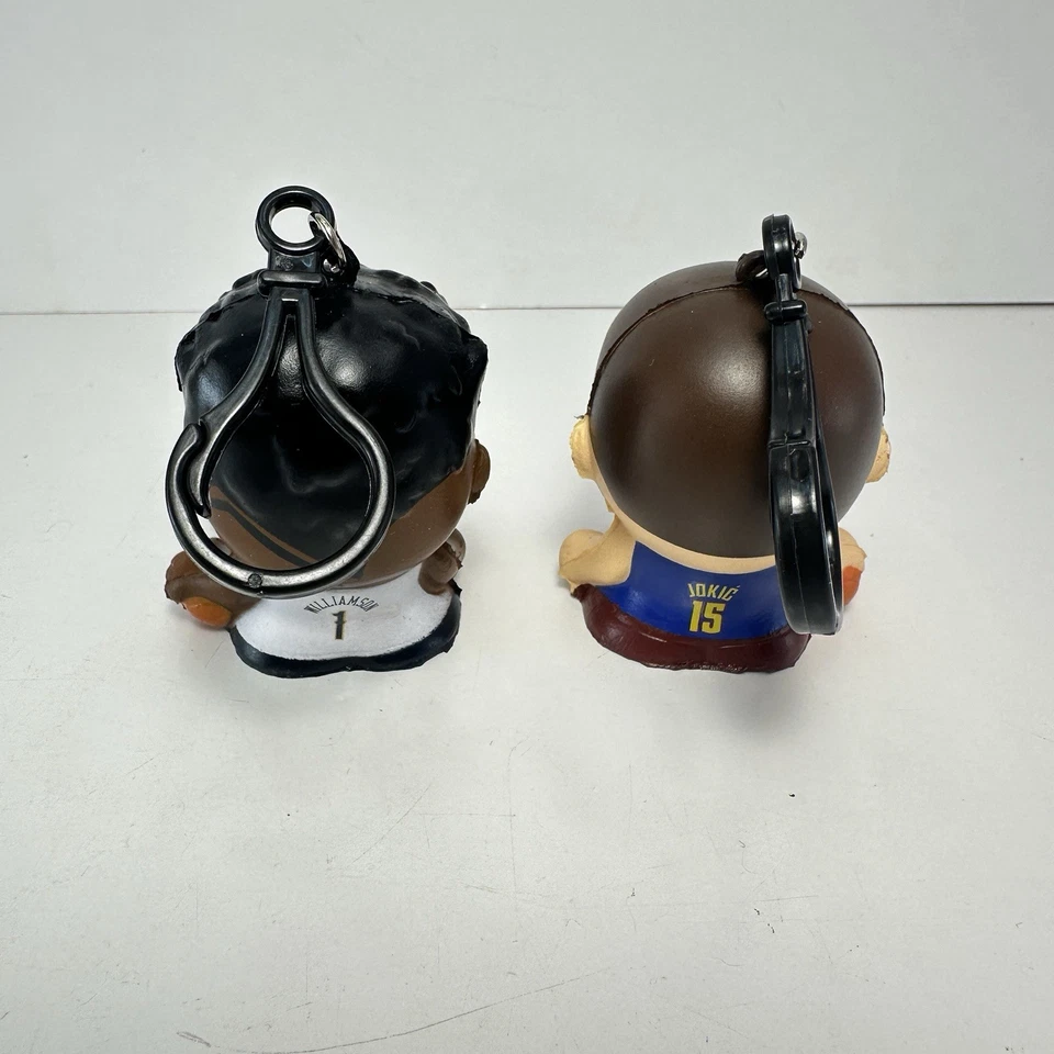 Llavero Nikola Jokic NBA Denver Zion Williamson New Orleans SqueezyMates Foto 3 de 4