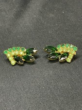 Impresionante conjunto de pendientes de clip verde esmeralda de colección 3 tonos de verde excelente estado