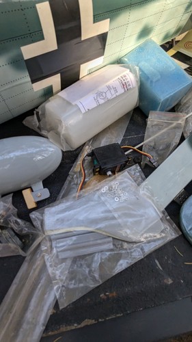 The World Models Focke-Wulf 190A RC Airplane Kit Partially Assembled Gas - Afbeelding 6 van 24