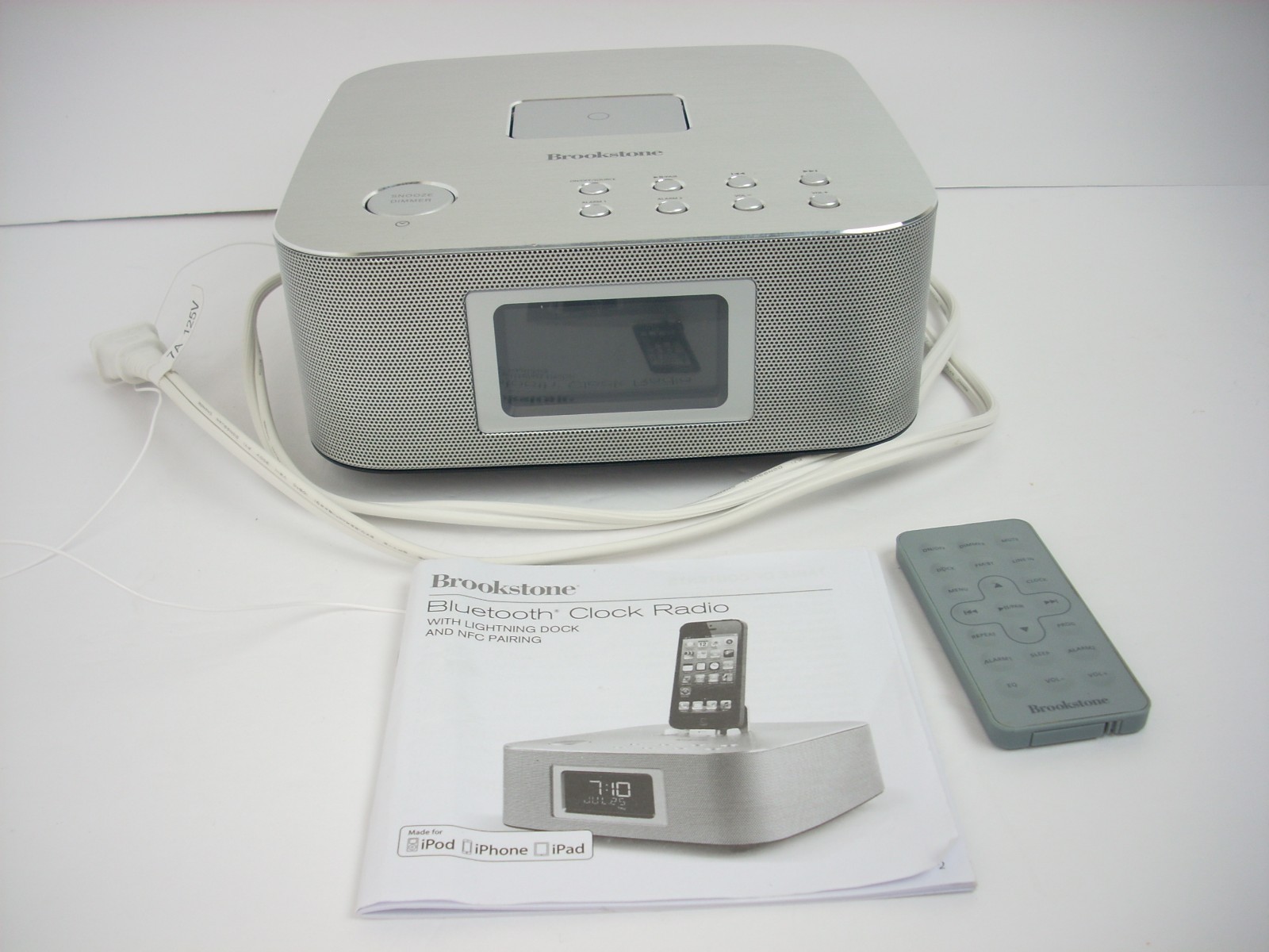 Buy brookstone dual alarm clock radio iphone ipad ipod lightning jpg  1600x1200 Brookstone alarm clock manual