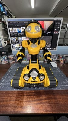 WowWee Roborover Robot Yellow Black Interactive Toy Lights Sounds NO REMOTE