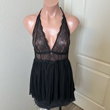 Victoria  s Secret Elegant Black Lace Halter Babydoll Lingerie Piece Sz M