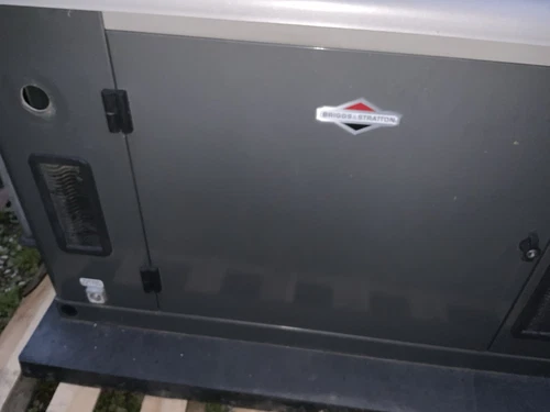 Briggs & Stratton 15,000 Automatic Generator