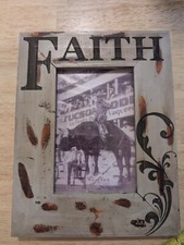 FAITH WOOD PHOTO FRAME 4x6 Photo