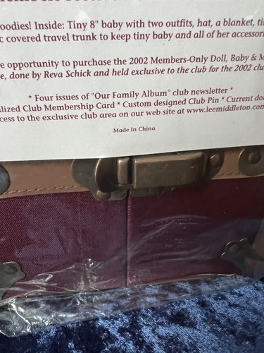 LEE MIDDLETON DOLL FAMILY COLLECTORS CLUB 2002 NEVER OPENED - Picture 18 of 18