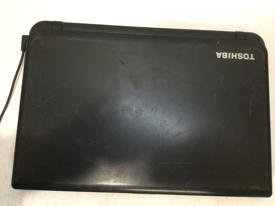 Toshiba Satellite C55-B5319 / Intel Celeron N2840 @ 2.16GHz / (MISSING PARTS) MR - Image 3 of 4