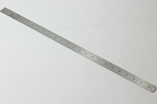 Stahllineal Stahlmaßstab Werkstattlineal Lineal Edelstahl Maßstab 600mm 60cm - Bild 1 von 4