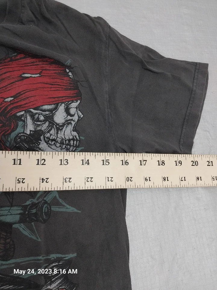 Мужская футболка Pirates of the Caribbean размер S   - Изображение 4 из 4