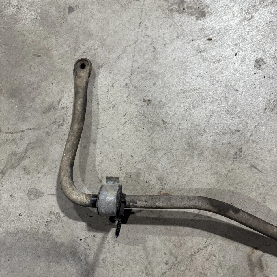 Barra estabilizadora trasera 78-80 Mazda RX7 barra estabilizadora SA Foto 2 de 4