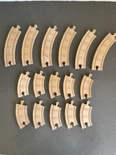 Brio Thomas 2002 Wood Texture Stamped Design Curved Lot of 16