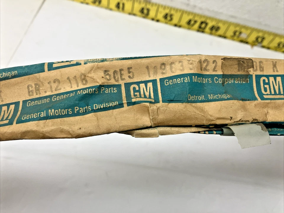 Guarnição de poço de roda traseira LH 9635122 1978-81 Chevrolet Malibu Classic Wagon fabricante de equipamento original (SR17 - Imagem 3 de 4