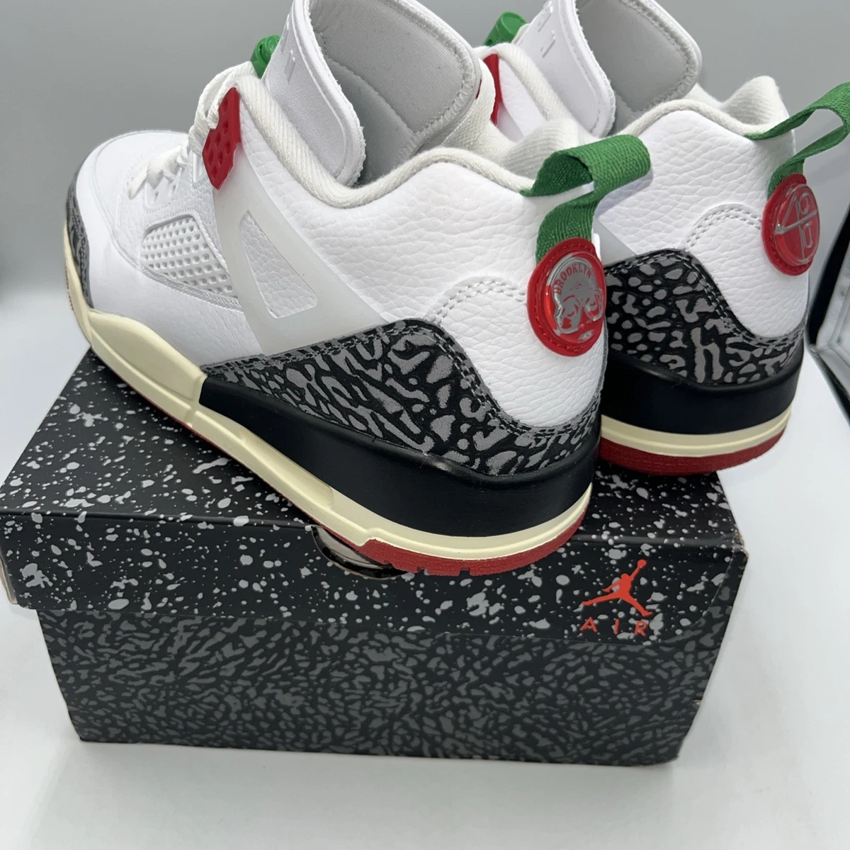 Größe 10 - Air Jordan Spizike SE Low Do The Right Thing