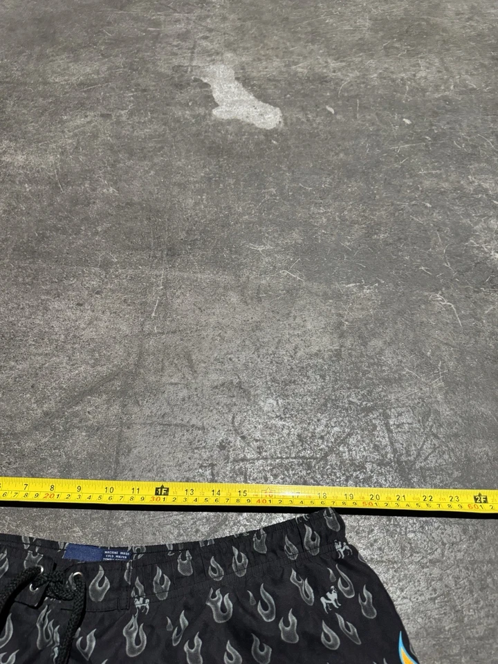 VINTAGE Bañador Big Dogs Para Hombres XL Llamas de Fuego Malla Forrado Pantalones Cortos Cordón Foto 2 de 4