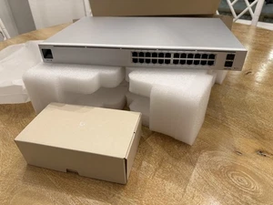 Ubiquiti UniFi Switch Pro 24 PoE USW-Pro-24-PoE 24-Port Gigabit 400W 2x 10G SFP+