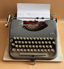 Machine à écrire Japy Métal Gris Année 1960 avec valise de transport