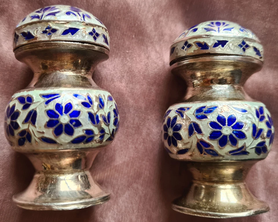 2 salières sel poivre argent massif 925 Décor floral émaillé émail bleu et gris - Photo 4/4