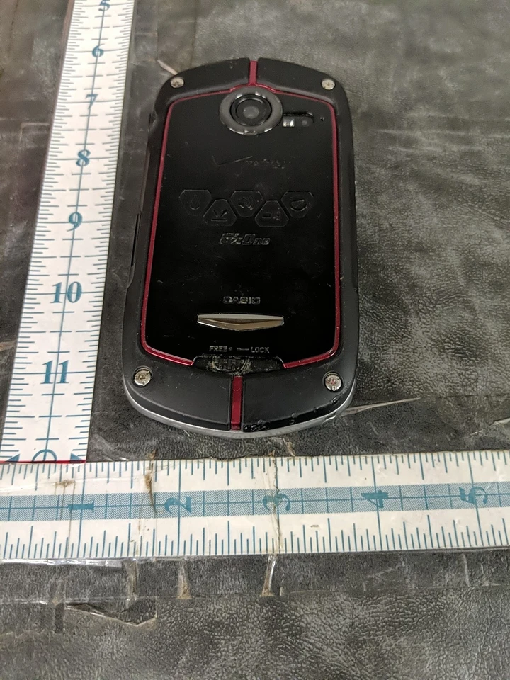 Casio G'zOne Commando C771 Black Smartphone - Image 2 of 4