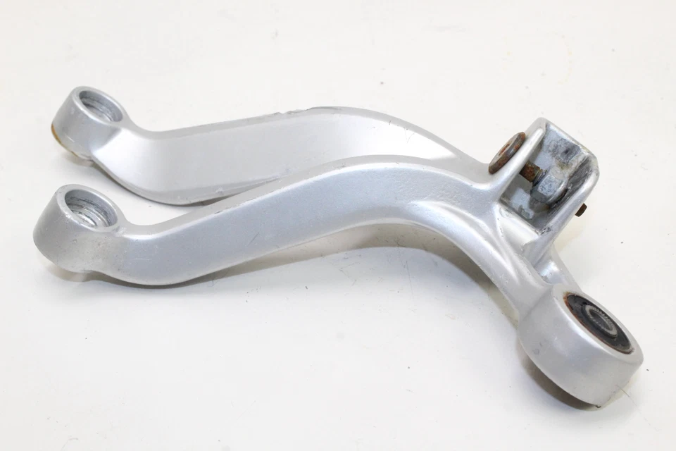 Clavija trasera derecha pasajero Suzuki GSXR600 2001-03 43600-35F00 FABRICANTE DE EQUIPOS ORIGINALES Foto 2 de 4