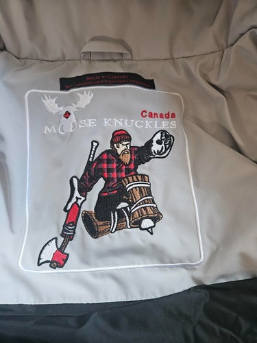 Moose Knuckles Round Island Hooded Down Gray Jacket SIZE: XL - Picture 2 of 5