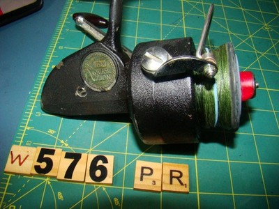 W0576 PR DAM QUICK SPINNING 330N FISHING REEL MADE IN WEST GERMANY