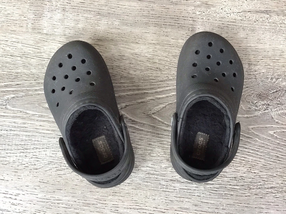 Zueco Crocs Negro Forrado Difuso Jóvenes Niños Talla 10 C10 Zapatos Sin Cordones Acogedores Comodidad Foto 4 de 4