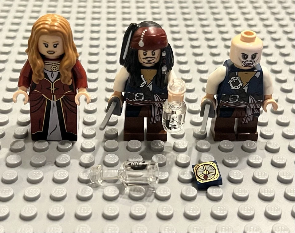 LEGO Piratas del Caribe Minifiguras Lote de 7 con Accesorios — Excelente Estado Foto 3 de 4