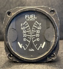 1965 Cessna CM2696-1 Dual Fuel Quantity Gauge 0-40 Gal Aircraft Instrument 1965 Cessna CM2696-1 Dual Fuel Quantity Gauge 0-40 Gal Aircraft Instrument