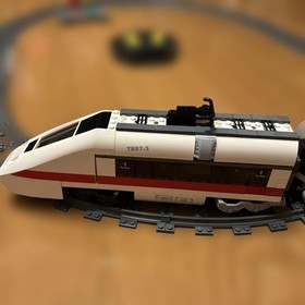 LEGO 7897 Passenger Train City Trains 2006 New Sealed