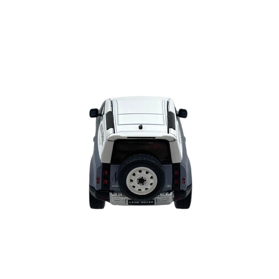 Modellino Auto Tarmac Global64 1/64 Land Rover Defender 90 - Immagine 4 di 4