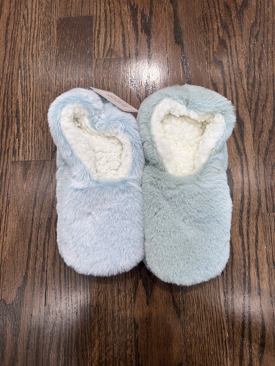 Bundle Target Women's Faux Fur Cozy Pull-On Slipper Socks Size S/M (5/7) - Main Image