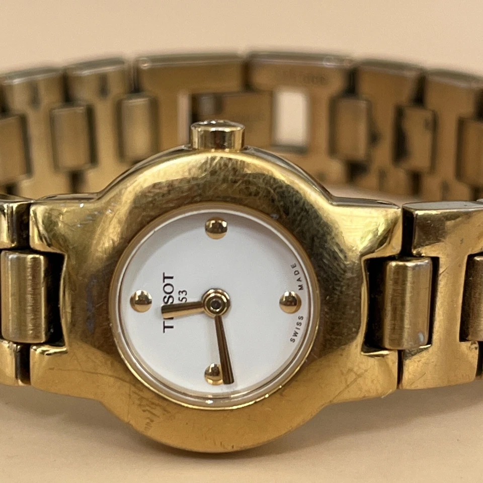 TISSOT gold Swiss Made G331K Sapphire Crystal Gold Plated Watch -new battery - Изображение 2 из 4