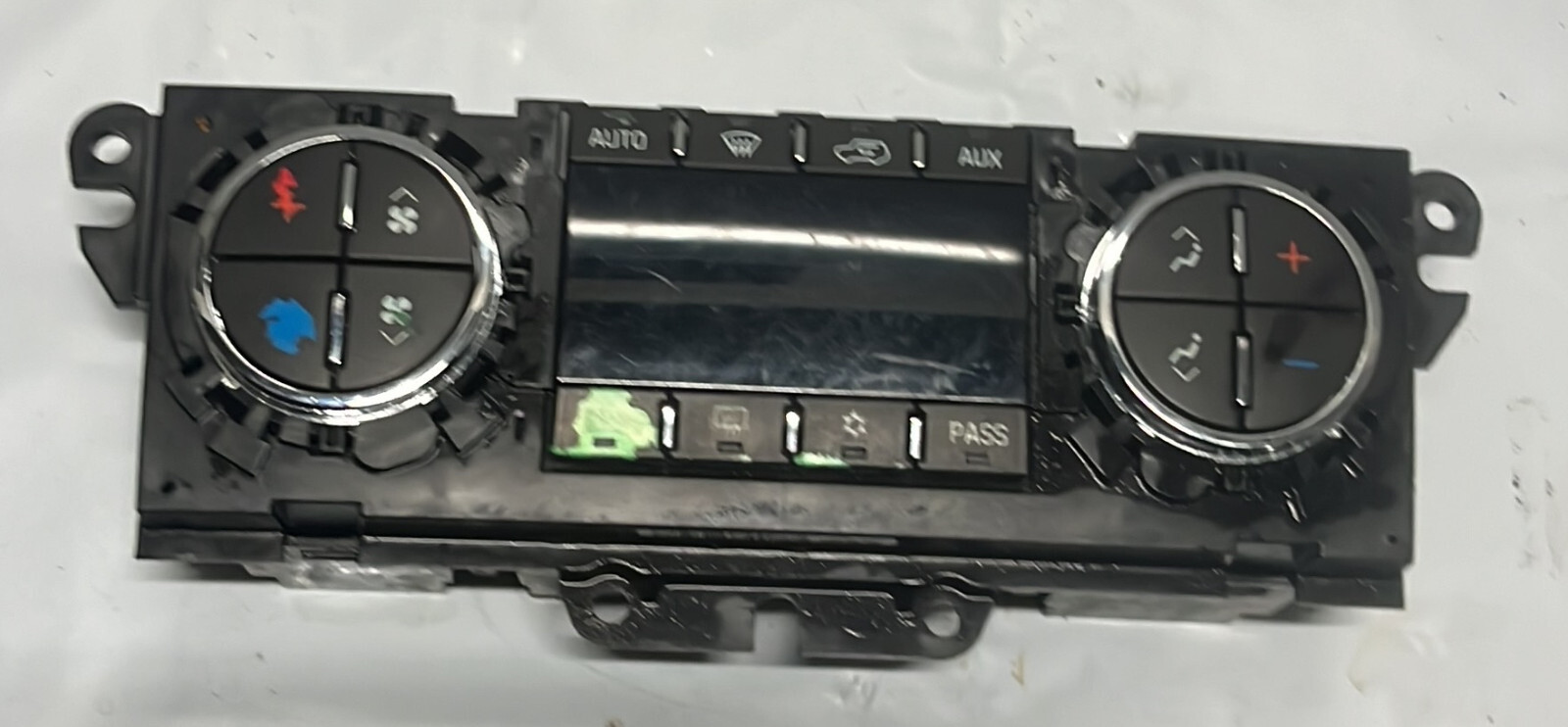 Picture 1 of 1